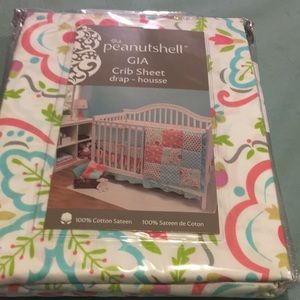 PeanutShell GIA Crib Sheet NEW Baby pastel Flowers